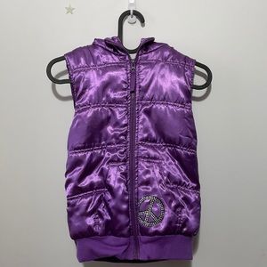 Girl’s purple hooded vest